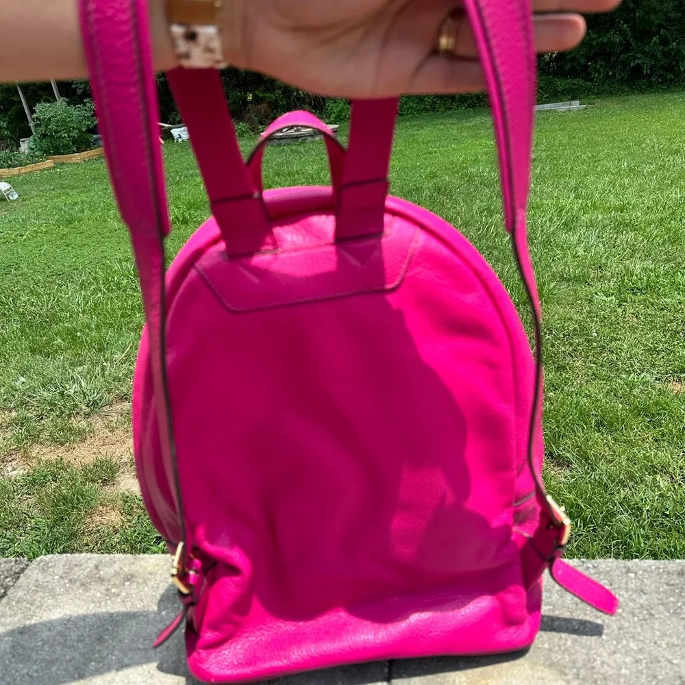 Michael Kors Large Jet Set Leather Backpack Fuschia - Picture 3 of 6